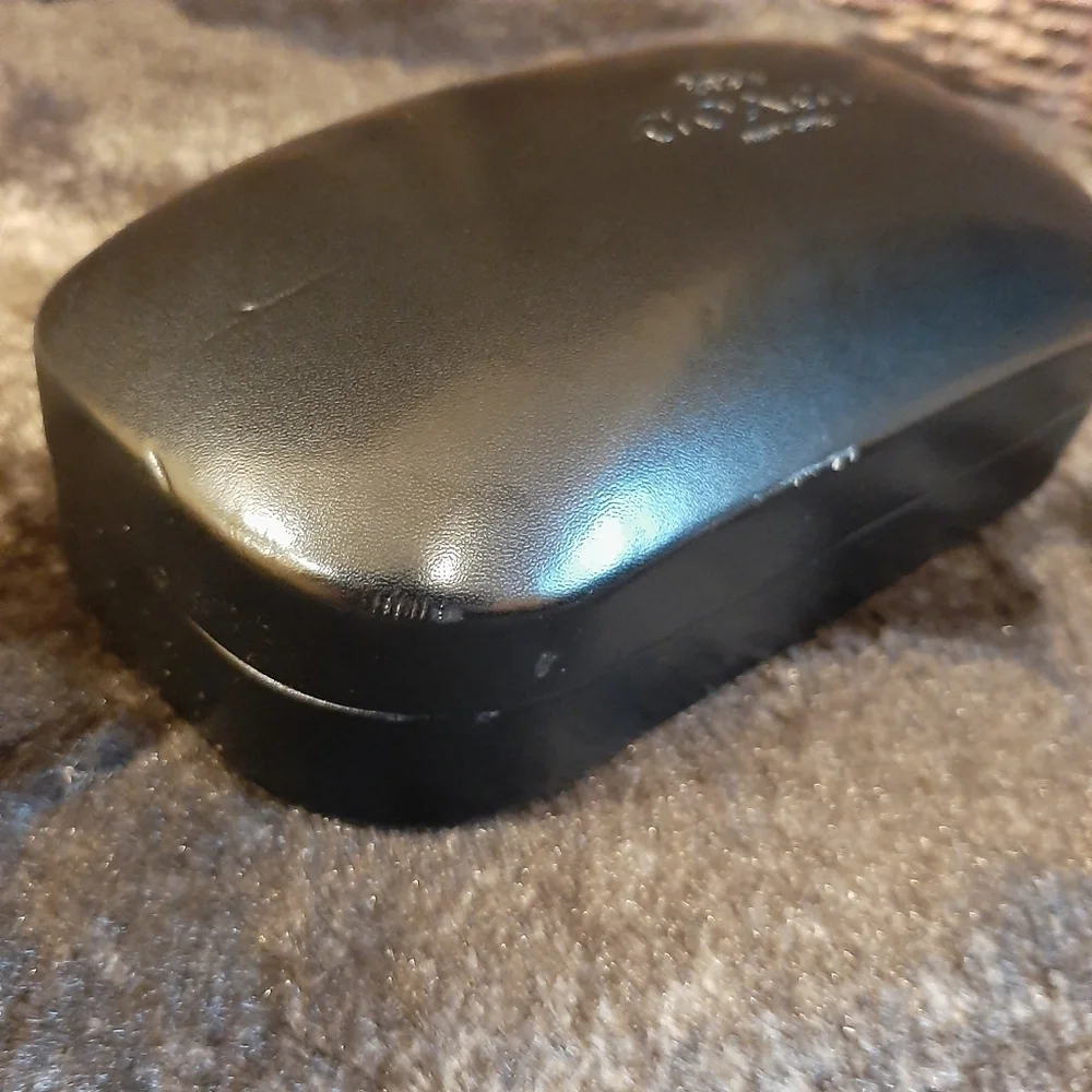 Coach New York Hard Sided Glasses Case Women's Black Clamshell Luxury Designer